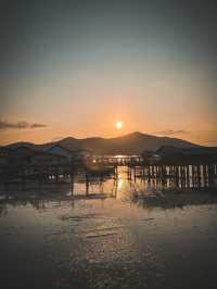 บางเสร่ ที่เที่ยวสุดอบอุ่น