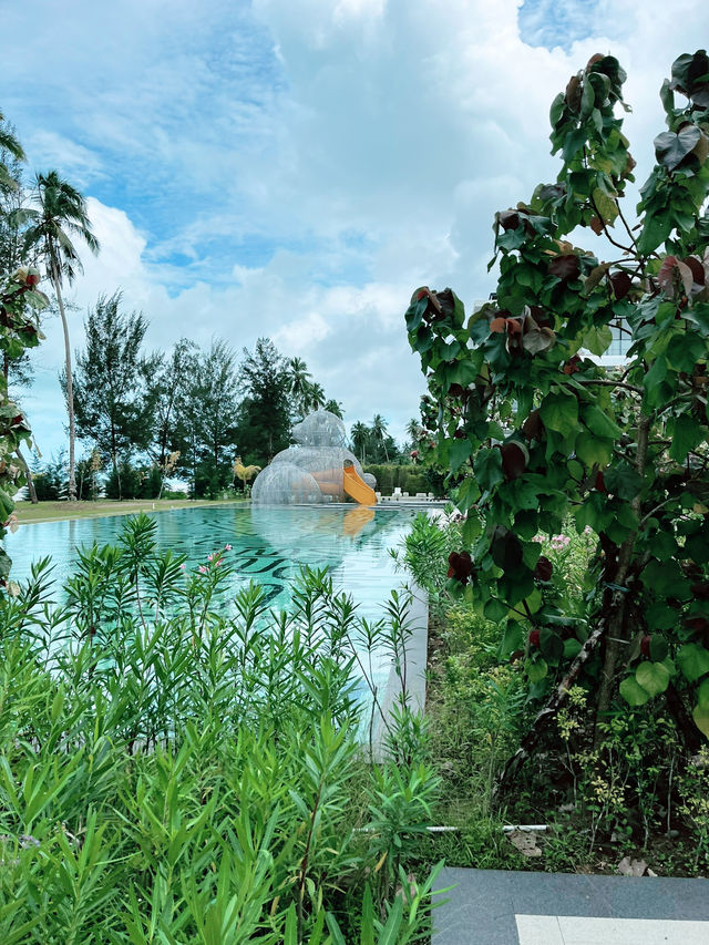 Roxy Beach Resort: Serene Coastal Escape Roxy Beach Resort: Serene Coastal Escape