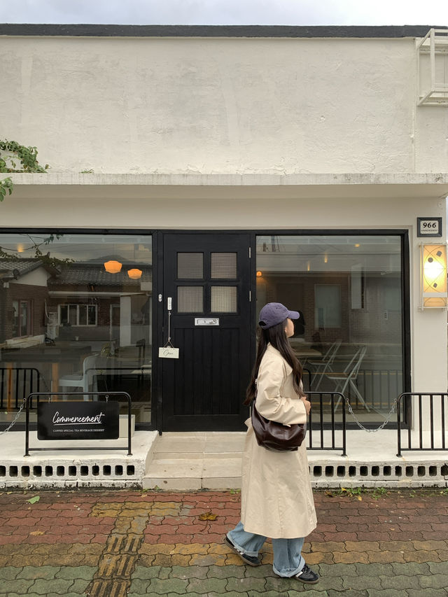 경주 황리단길에서 벗어나 조용하게 머무를 수 있는 카페 경주 황리단길에서 벗어나 조용하게 머무를 수 있는 카페