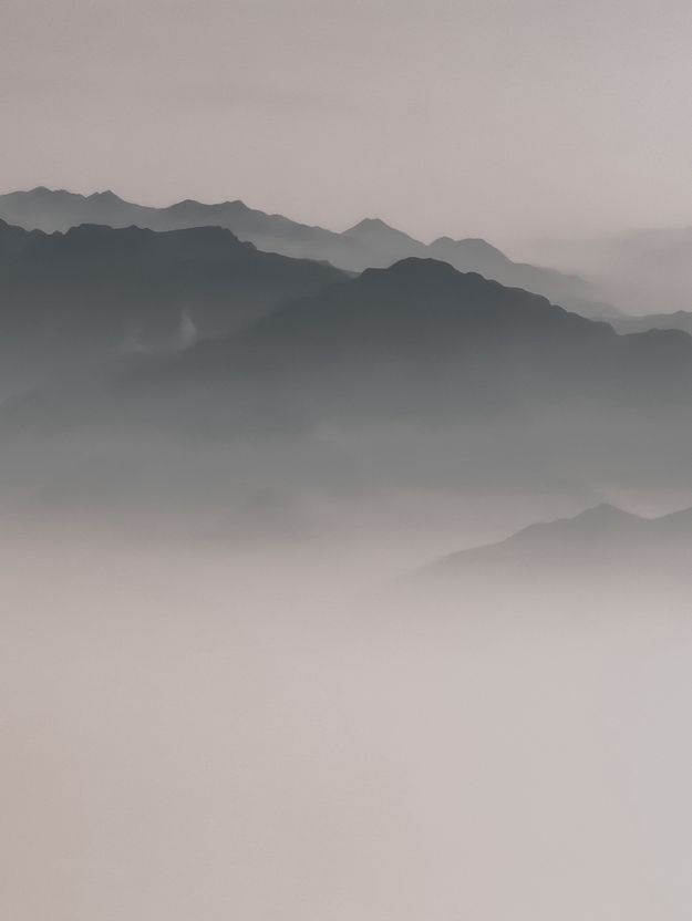 Flying over Majestic Qin Ling Mountains!