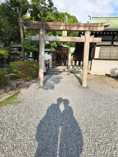 手を繋いで四半世紀、銀婚式に大阪城を再訪。 | Trip.com 大阪