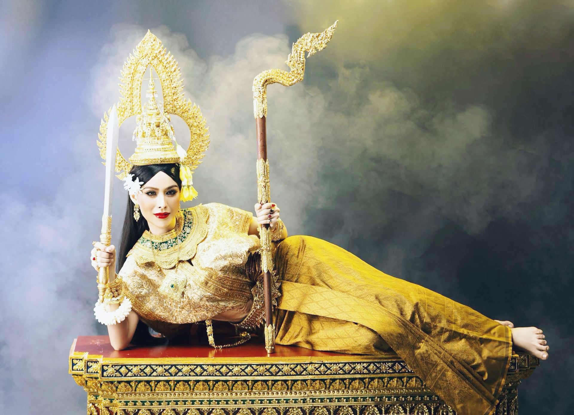 Get ready for a magical night in Siem Reap 🇰🇭🎭—where ancient Khmer culture comes alive in the heart of Cambodia! The highlight of my trip was the enchanting Apsara Theatre, an absolute must for culture lovers and anyone wanting to experience a slice of history in style.

Top Spot to Visit:
Apsara Theatre
Location: Street 26, Krong Siem Reap, Cambodia
Opening Hours: 19:30–21:30, every day
Admission Fee: 295.0
The Apsara Theatre is THE spot to dive into authentic Cambodian dance and folklore. The nightly performances are vibrant, full of energy, and beautifully staged. Arrive early so you can snag the best seats and soak in all the detail of the traditional costumes and live music.

💡 Insider tip: Skip dinner reservations! Grab the set menu at the theatre—local dishes served during the show, so you get the full entertainment + food combo. Totally worth it.

How to Get Around:
Tuk-tuks are everywhere in Siem Reap and super budget-friendly. Just flag one down or arrange with your hotel—they know the Apsara Theatre well.

Food Recommendations:
Try Amok and Khmer BBQ at the theatre, or venture to Pub Street after for more eats (but honestly, the theatre meal is legit!).

Key Tips:
Plug adapters are a must (Type A, C, or G). No visa needed for most ASEAN countries, but check ahead. Siem Reap evenings can be humid—dress light but classy for the theatre!

#SiemReapNights  #ApsaraMagic  #CambodiaCulture  #TravelCambodia 