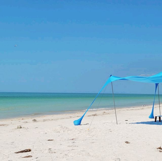 Crystal clear water and super soft sand 