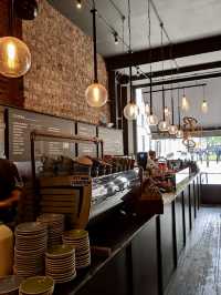 200 Degrees Coffee Shop & Barista School