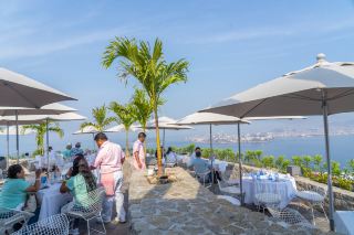 Breakfast Buffet and Bay-View Terrace at Las Brisas