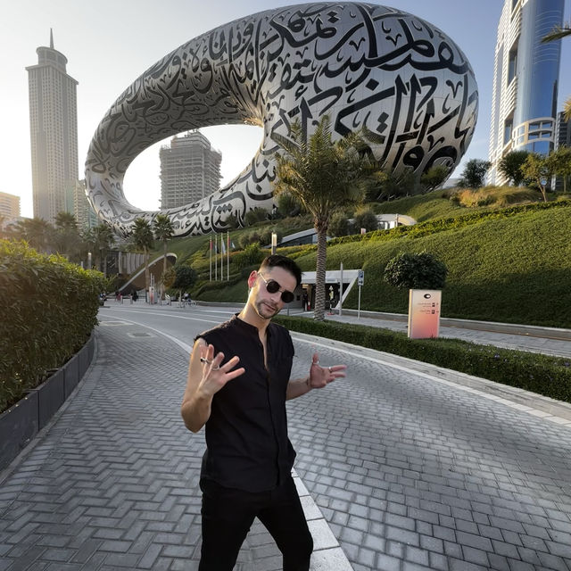 A Dazzling Escape to Dubai and Abu Dhabi: Luxury, Culture, and Adventure 🇦🇪