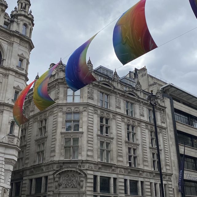 A Cyclist’s Experience to London’s Lesser-Known Architecture