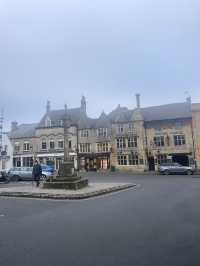 Surprising Stow-on-the-Wold