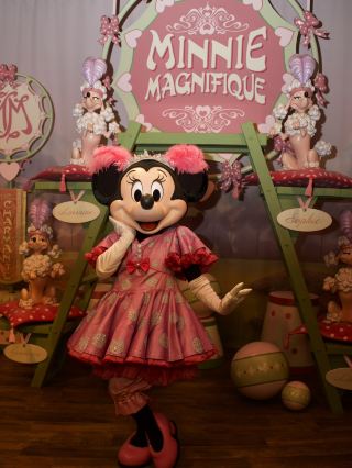 [WDW] Character Greetings: Pete's Silly Sideshow Edition 🤹🏻‍♀️