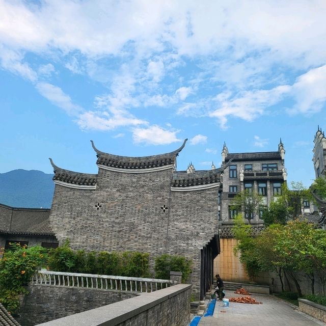 Discover Chenzhou, China – The Hidden Gem of Hunan! 🌿🏯