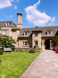 From Suburb to Spires: A Charming Commute Through Oxford