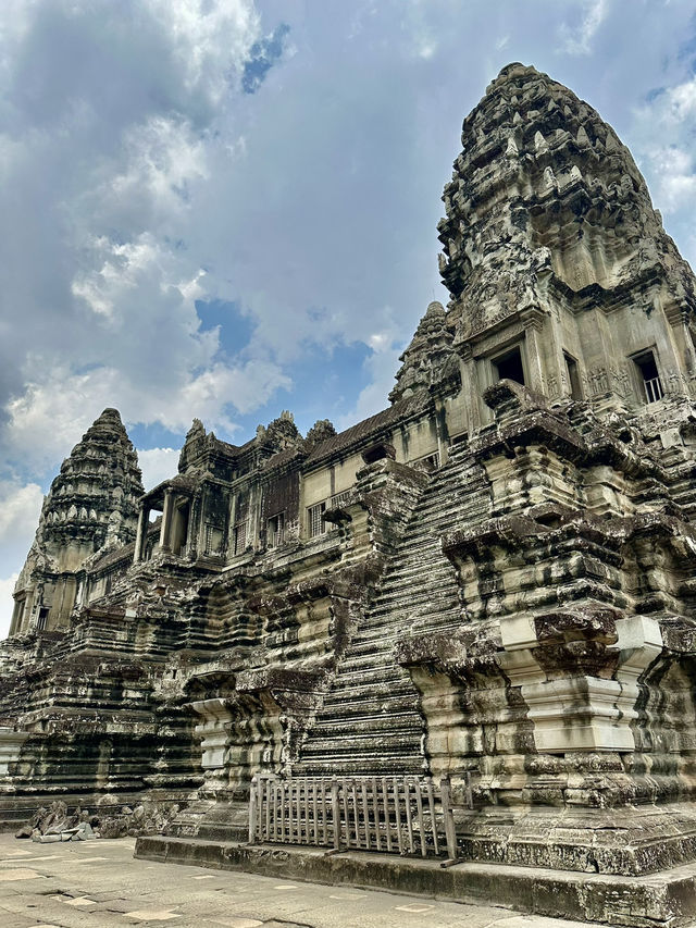 How to Visit Angkor Wat Like a Pro (And Plan It All Effortlessly with Trip.com)