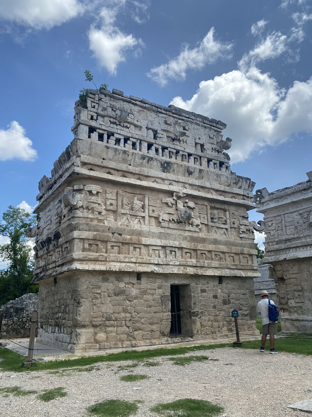 Exploring Chichen Itza: Ancient Wonders of the Yucatán