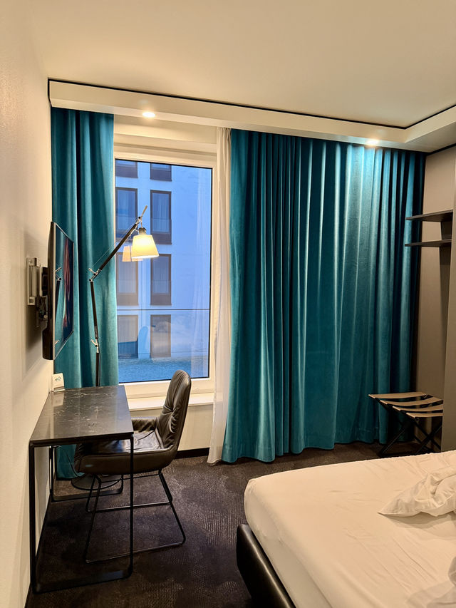 ✨ Stylish Stay in the Heart of Warsaw ✨ Stylish Stay in the Heart of Warsaw