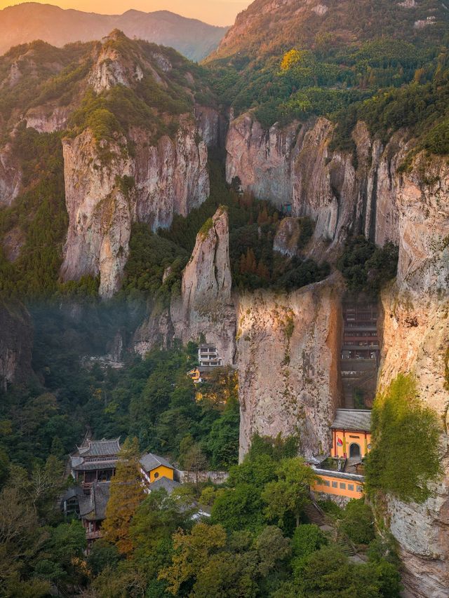 浙江南部竟然還有這樣一座仙山！它就是自帶仙氣的雁蕩山！