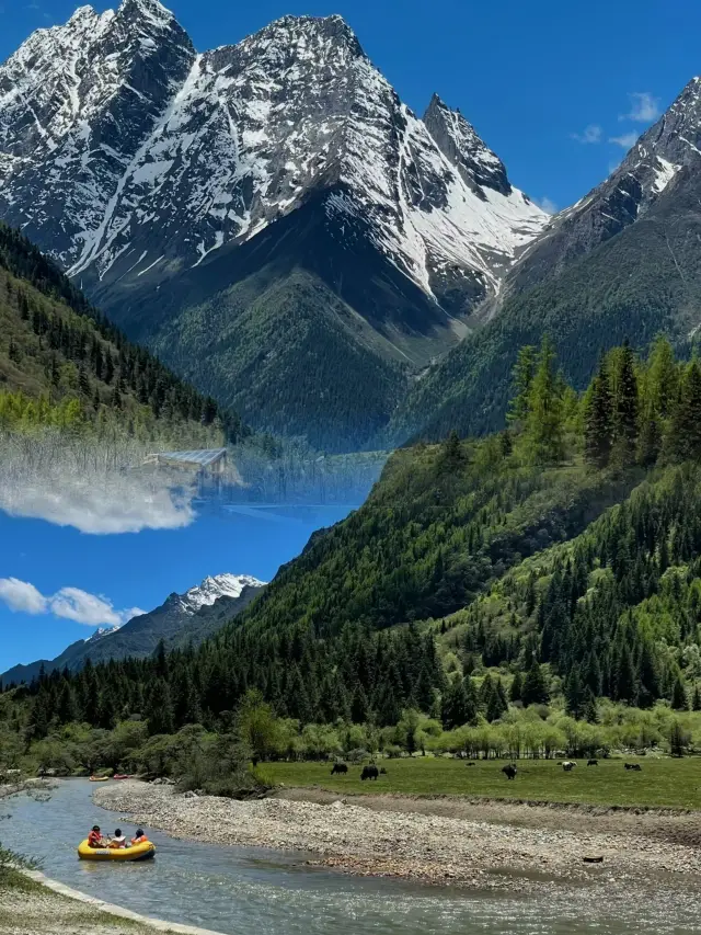 The summer in western Sichuan is a green oil painting!