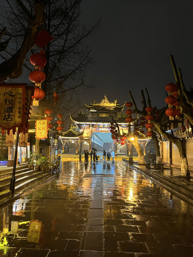 雪山下的南橋｜都江堰旅遊