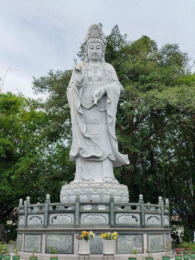 亞庇市中心藏著一座小眾寺廟聽說蠻靈的