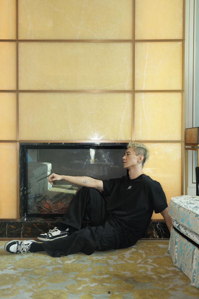 老錢風酒店天花板原來在這！
