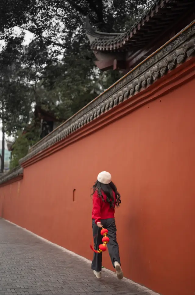 Don't miss this spot when visiting Chengdu | Wenshu Monastery Red Wall Photo Strategy