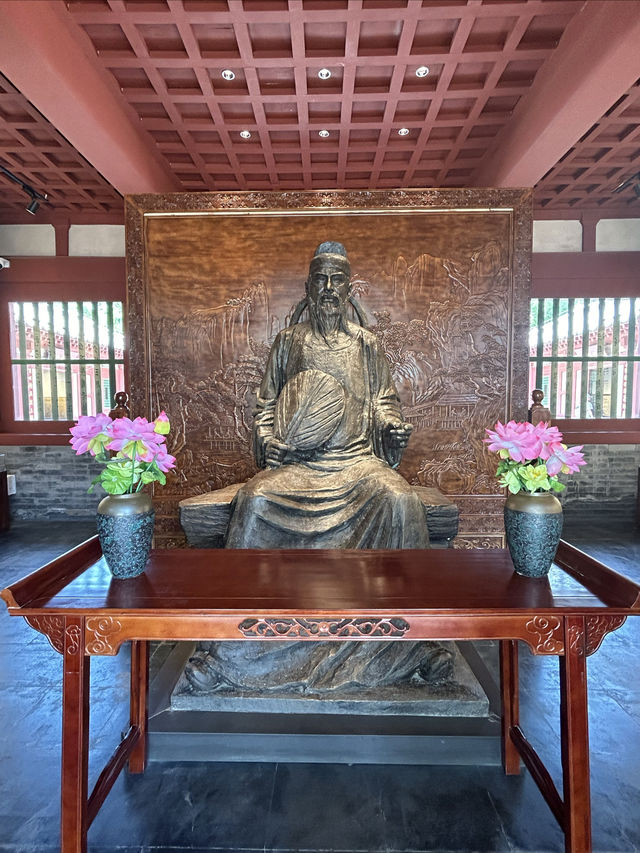 慕訪狄公故居，狄母手植千年古槐仍枝繁葉茂