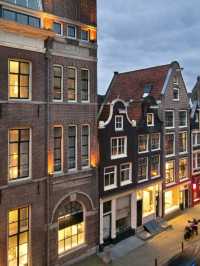 🌟 Amsterdam's Hidden Gem: Radisson Blu Hotel 🌟