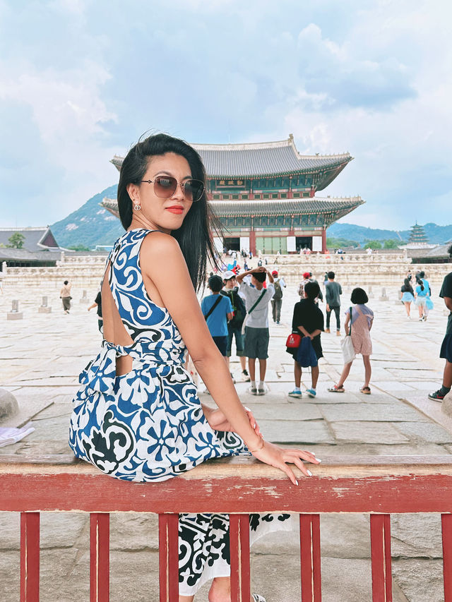 A glimpse of Korea’s majestic heritage • Walking in the footsteps of Kings and Queens🤴👸