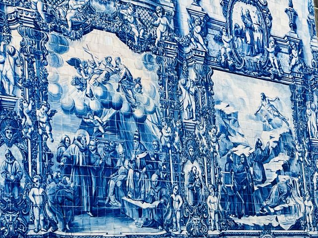 青花瓷藝術視覺盛宴 - 聖靈教堂。