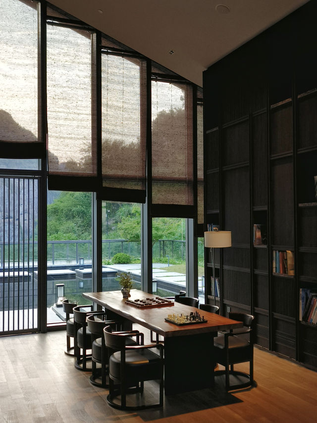 紹興 staycation 住進峭壁野奢 villa。