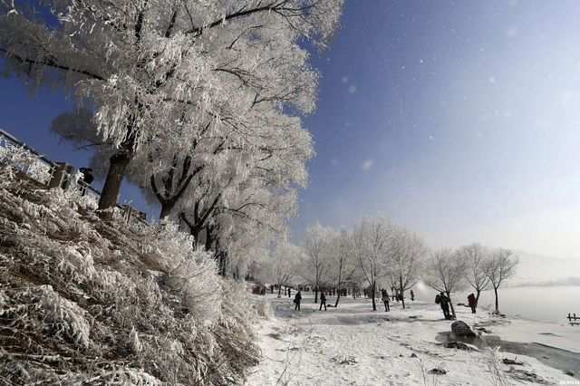 吉林市四天三夜冰雪奇緣之旅。