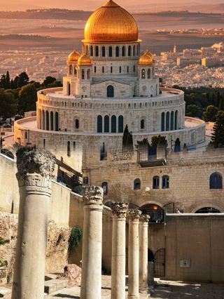 Unlock Jerusalem: Religion, Food, and Transportation