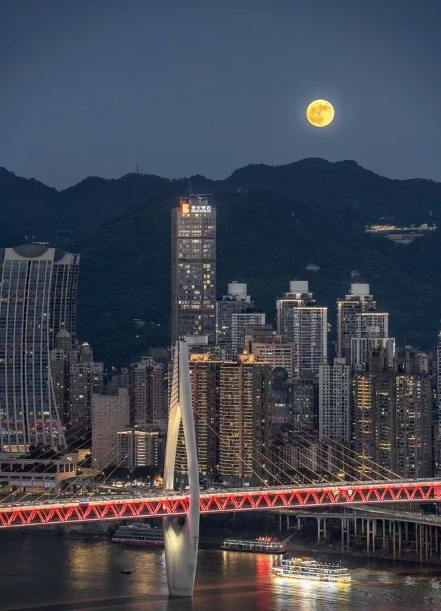 重慶的家，沒歇業真的會一直住的程度！！！