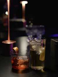 西安還是太超前了!居然在酒吧欣賞到了絕美鋼管舞!