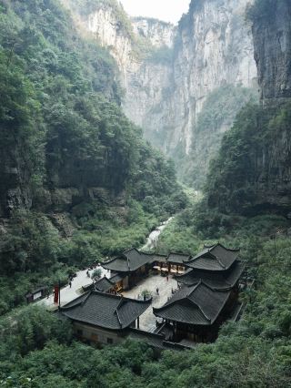 本以為重慶夠震撼了 直到去了這裡……