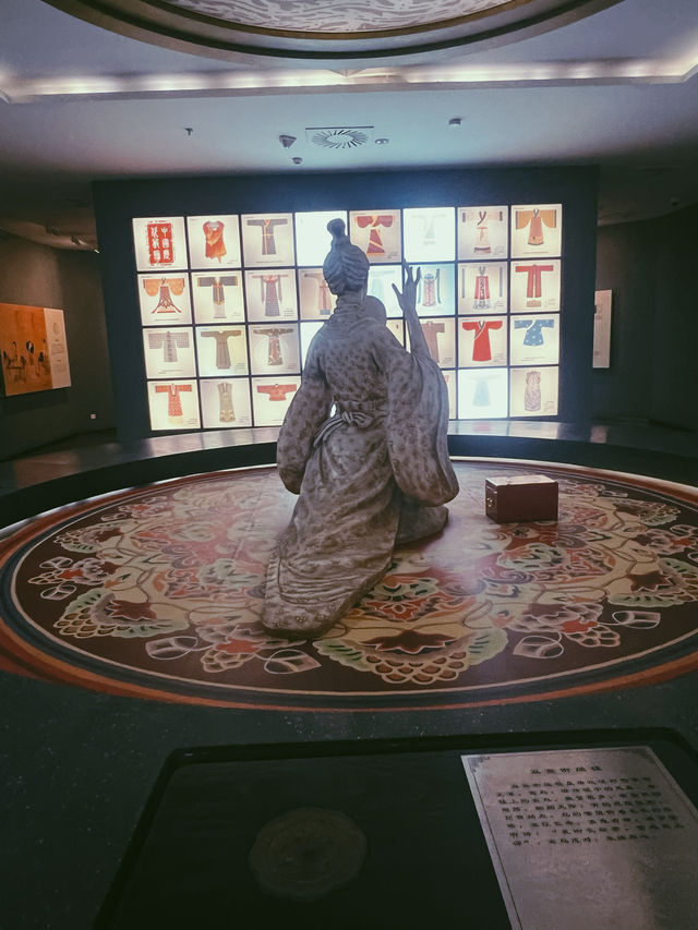 在中國青銅器博物館感受千年
