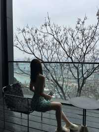 重慶山城！在山頂的美術館酒店！