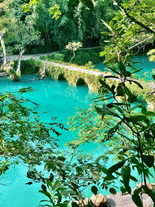 Winter Break Hot Springs Getaway: Let Guizhou Huangguoshu-Libo Soothe Your Winter Blues