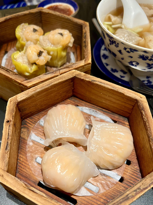 Affordable Luxury in Guangzhou: 💎 Michelin-Selected Dim Sum 