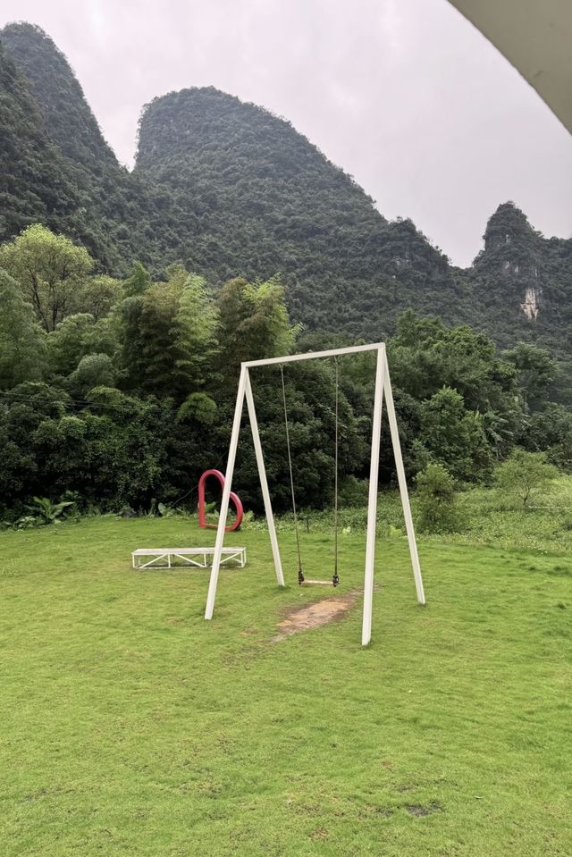 睡進森林，被群山溫柔喚醒