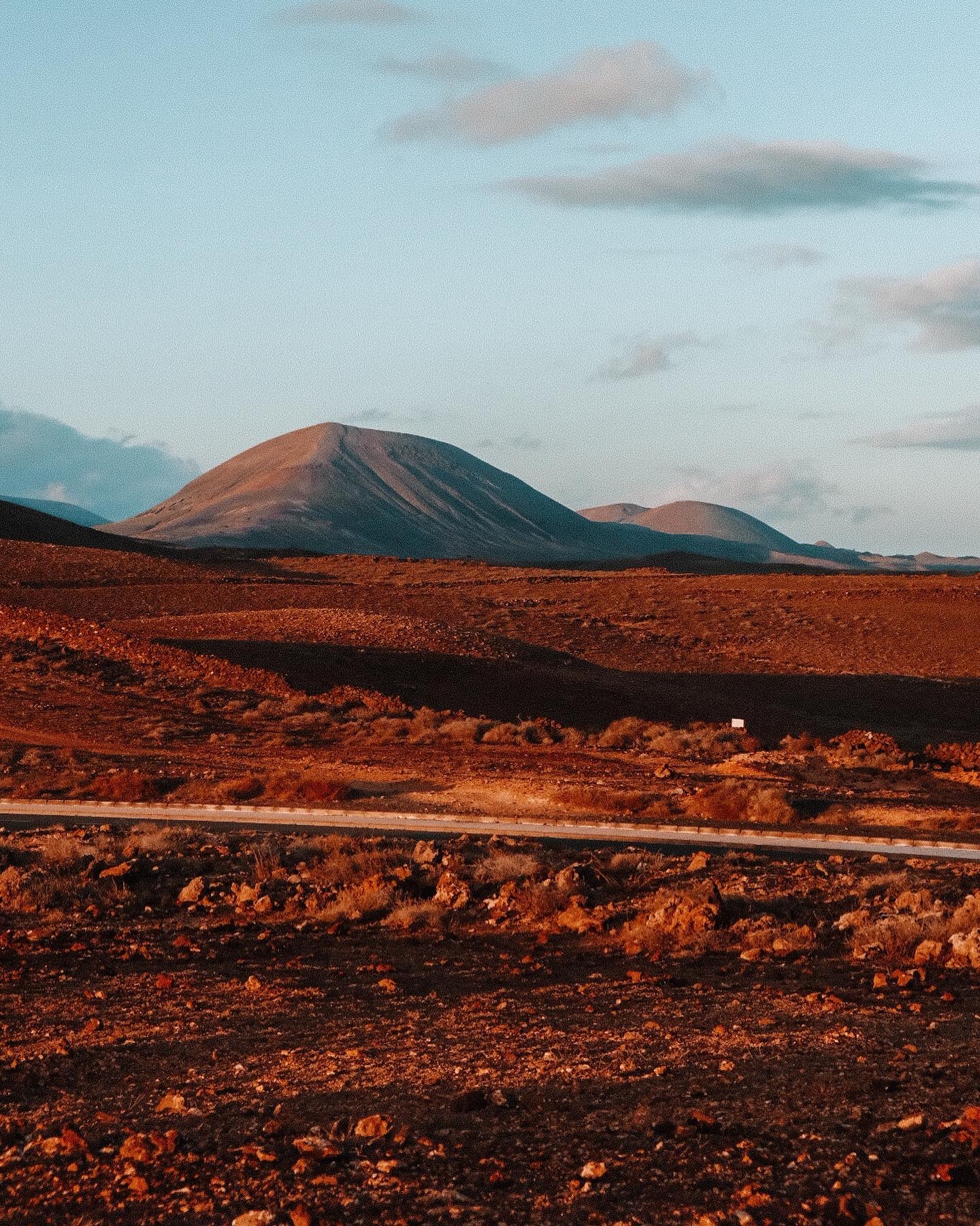 Hãy đến Lanzarote, hòn đảo núi lửa trên sao Hỏa!