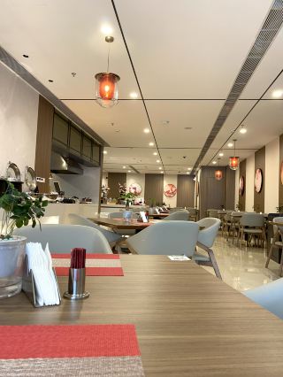 Business Traveler's Must-Stay: Ramada Encore by Wyndham Shanghe Delivers Exceptional Experience!