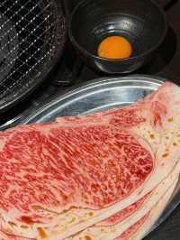 新宿必衝！這家烤肉店讓我秒變瘋狂安利怪！焼肉29テラス真的太絕了，神戶牛直接封神🥩！