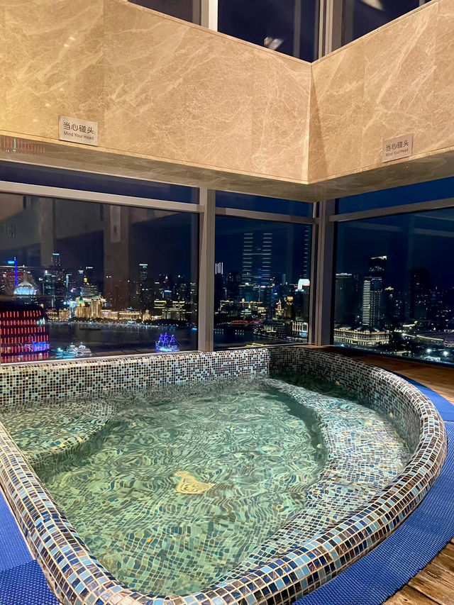 東方水岸的沉靜之藍｜上海凱賓斯基酒店