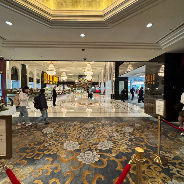 香港九龍香格里拉｜海景推薦！我在這窗邊可以坐一天