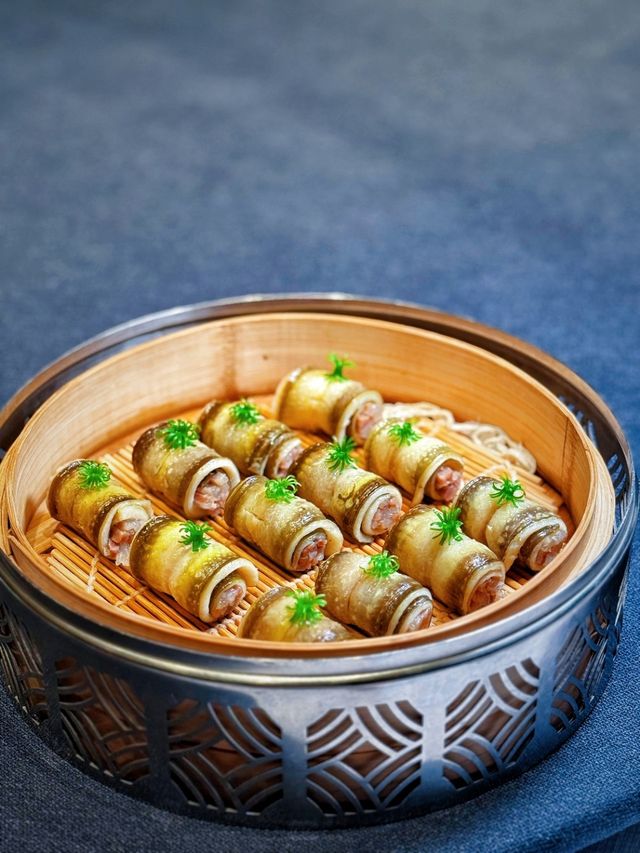 盧灣第一高樓裡的寧波菜黑珍珠餐廳