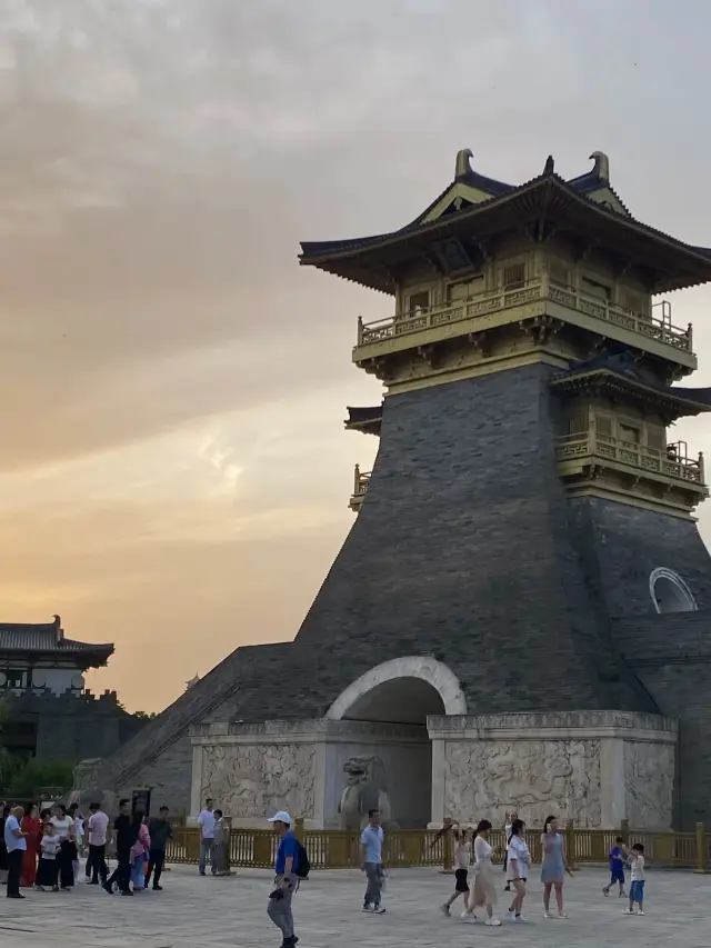 Xiangyang Tang City｜Instantly Transported Back to Chang'an City! A Paradise for Hanfu Enthusiasts