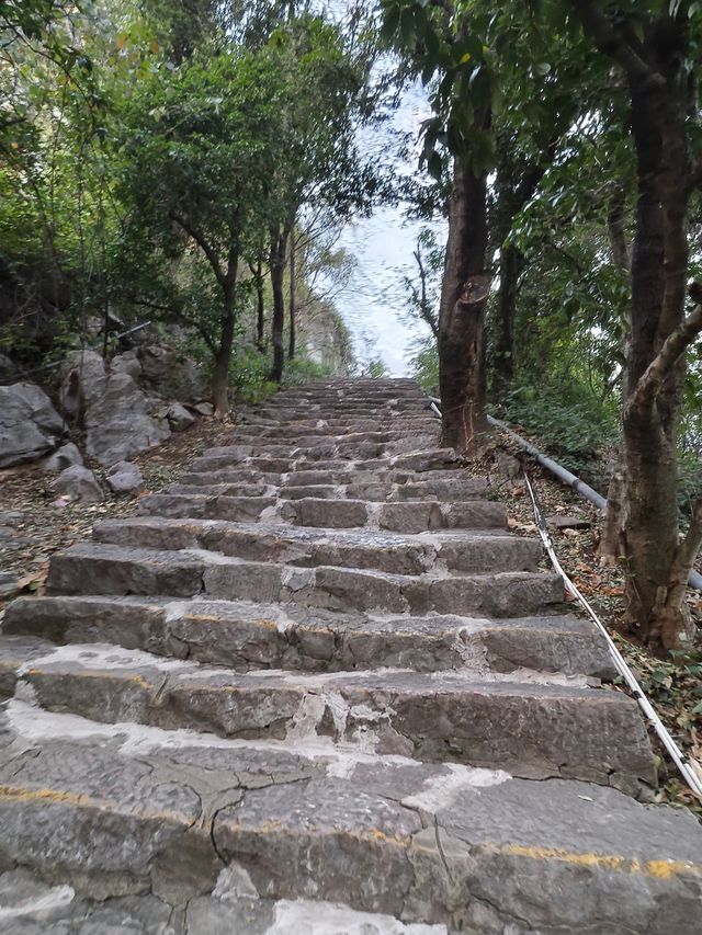 桂林私藏晚霞地！仙鶴峰承包整片紅藍天空