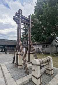 淮安古建築酷刑揭秘和荷花秘境