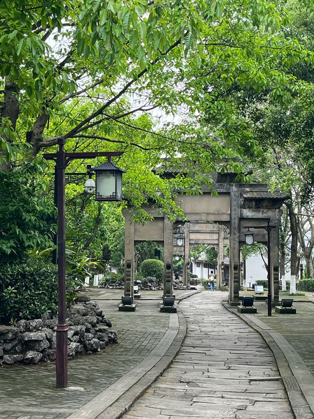 隆昌石牌坊群,最深的愛從不寫在情書裡 隆昌石牌坊群,最深的愛從不寫在情書裡