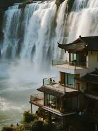 暖冬貴州親子遊瀑布懸崖民宿,帶娃住進24℃的夏天